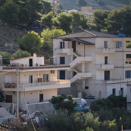 Arjoni Tatil Evi *